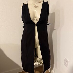 BCBG Maxazria Small Elegant Black Sleeveless Dress